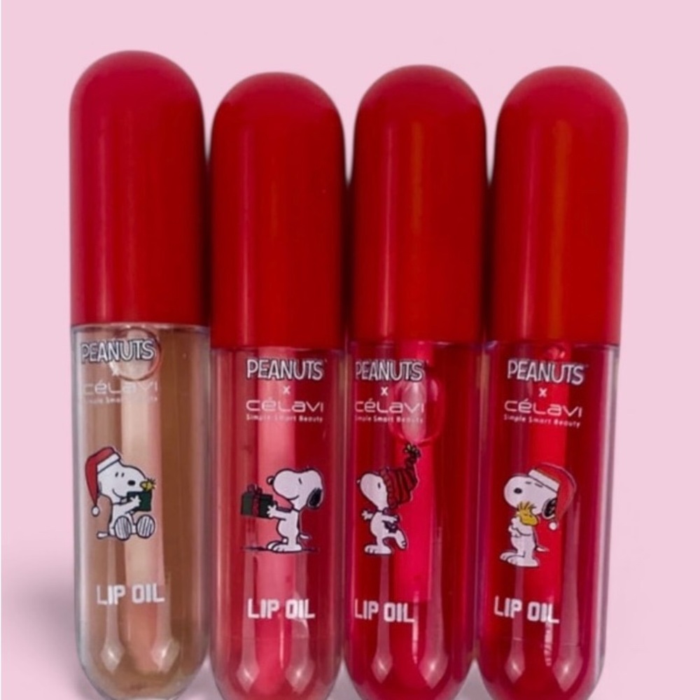 Peanuts Lip Oil Gloss & Snoopy Face Sheet Mask Gift Present NEW NIP - Picture 3 of 9